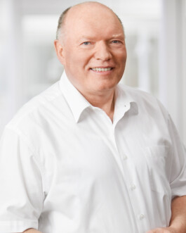 KIEFERORTHOPÄDIE ASCHAFFENBURG | ZAHNSPANGE WATZLAW